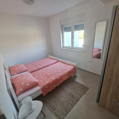 Apartman A Pula