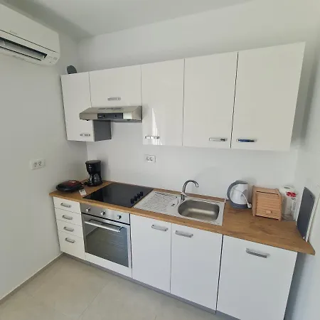 A Apartment Pula